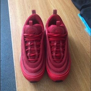 Nike shoes never worn